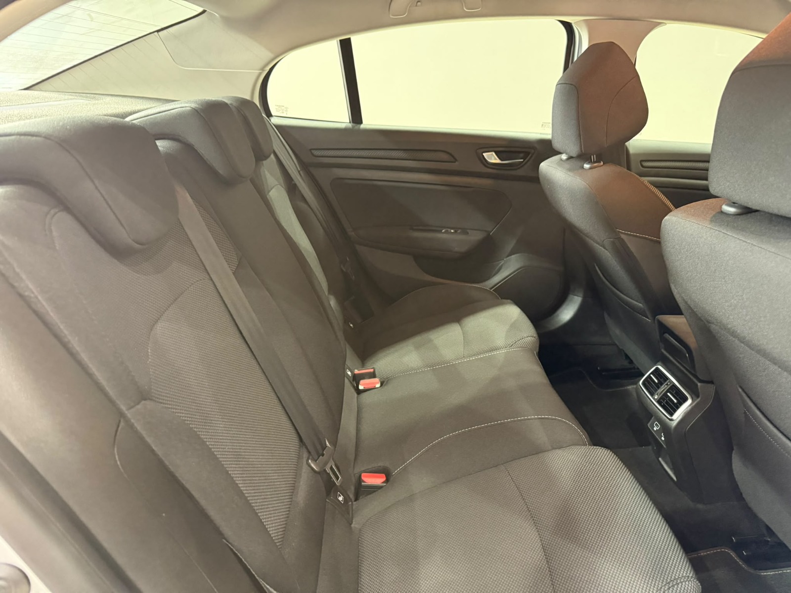 2026 Benzin Otomatik Renault Megane Gri Gürel Tasarım Aksesuar Otomotiv San. Tic. Ltd. Şti.