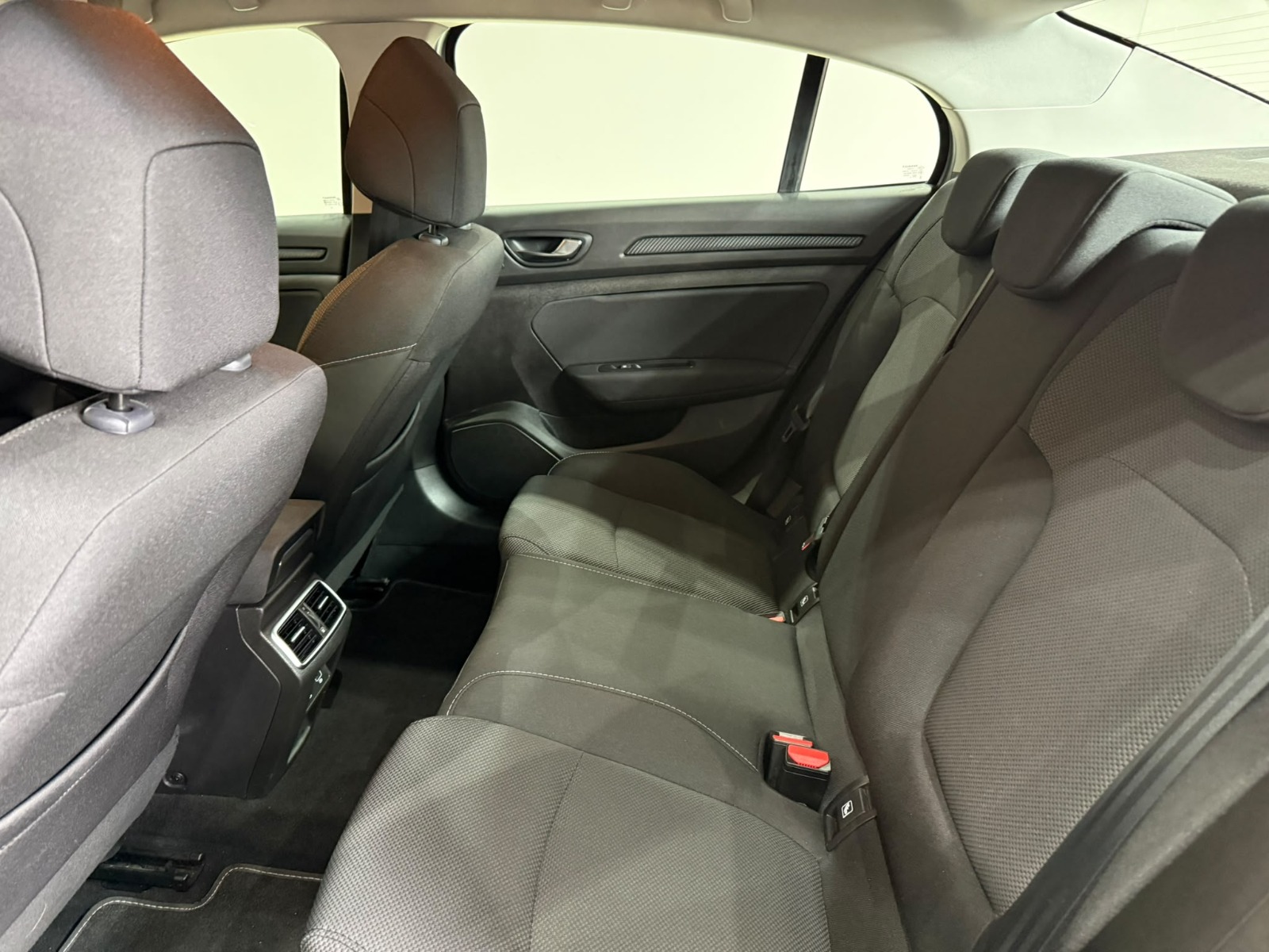 2026 Benzin Otomatik Renault Megane Gri Gürel Tasarım Aksesuar Otomotiv San. Tic. Ltd. Şti.