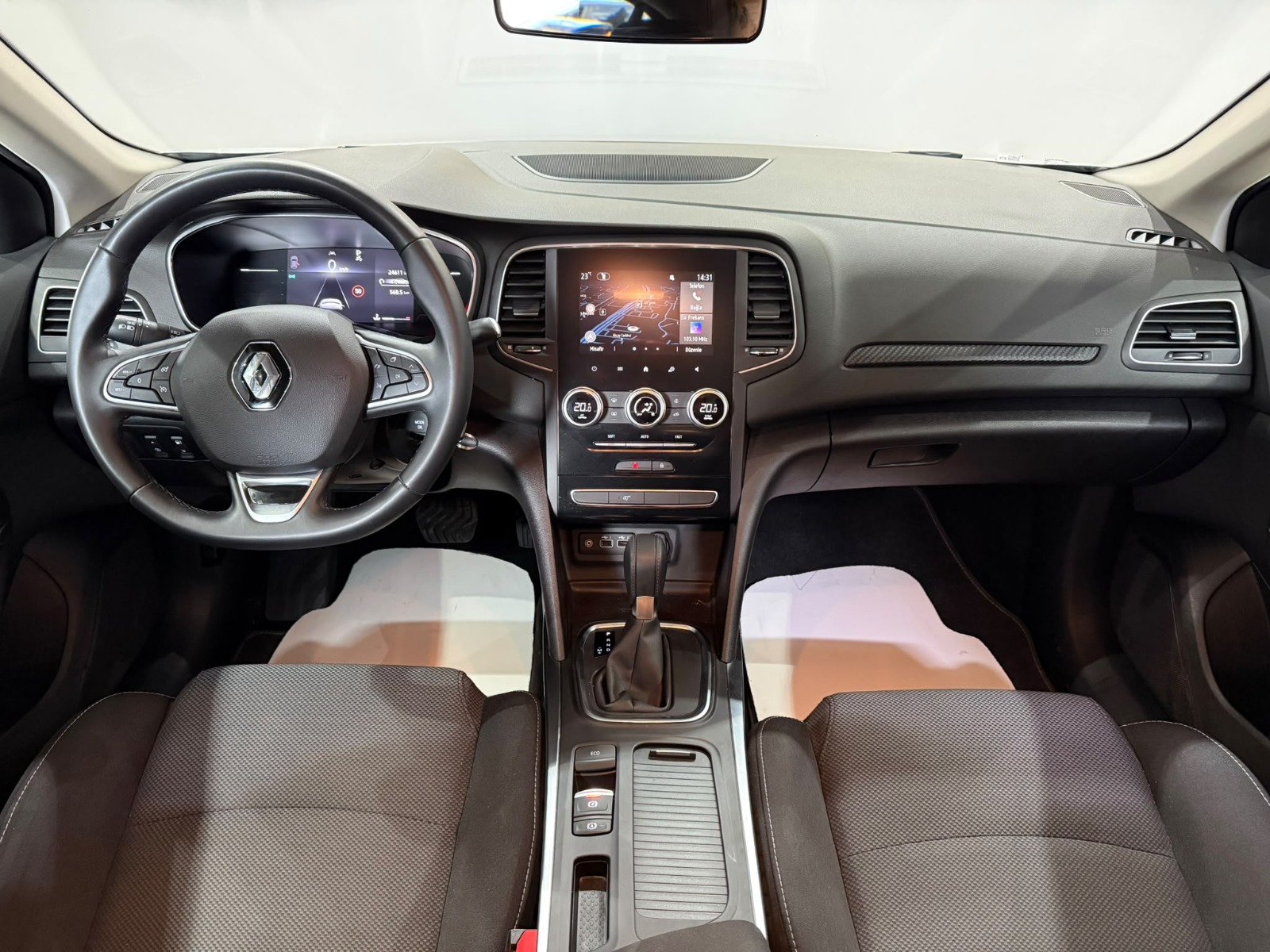 2026 Benzin Otomatik Renault Megane Gri Gürel Tasarım Aksesuar Otomotiv San. Tic. Ltd. Şti.