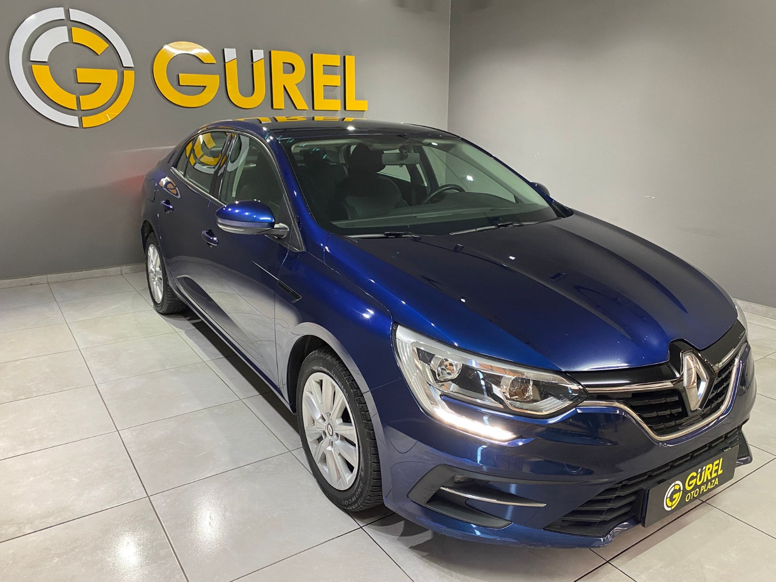 2022 Benzin Otomatik Renault Megane Mavi Gürel Tasarım Aksesuar Otomotiv San. Tic. Ltd. Şti.