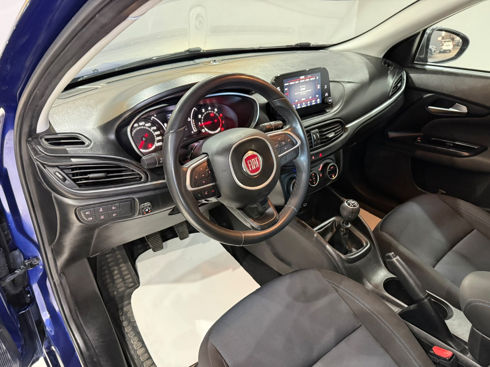 2020 Benzin + LPG Manuel Fiat Egea Mavi Gürel Tasarım Aksesuar Otomotiv San. Tic. Ltd. Şti.