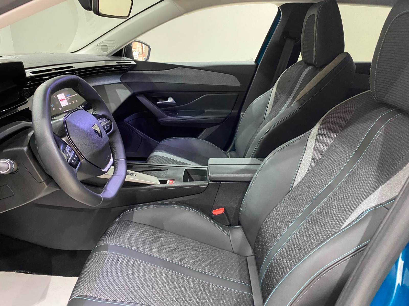2025 Benzin Otomatik Peugeot 408 Mavi Gürel Tasarım Aksesuar Otomotiv San. Tic. Ltd. Şti.