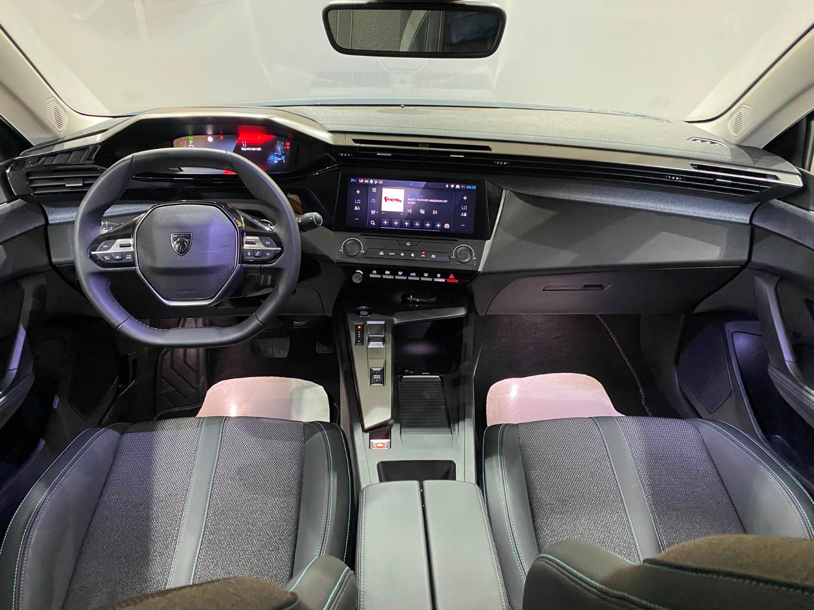 2025 Benzin Otomatik Peugeot 408 Mavi Gürel Tasarım Aksesuar Otomotiv San. Tic. Ltd. Şti.