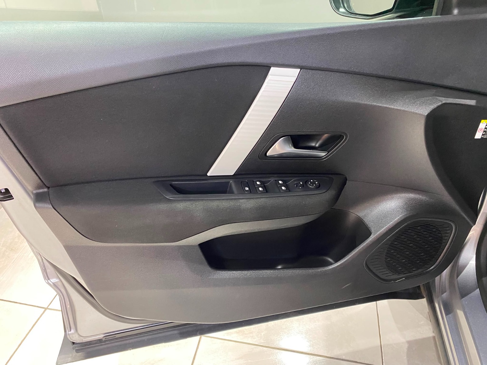 2023 Benzin Otomatik Citroen C4 X Gri Gürel Tasarım Aksesuar Otomotiv San. Tic. Ltd. Şti.