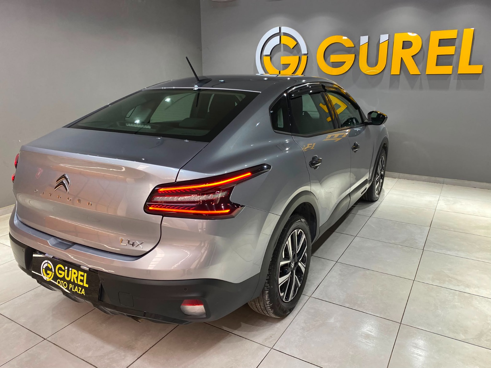 2023 Benzin Otomatik Citroen C4 X Gri Gürel Tasarım Aksesuar Otomotiv San. Tic. Ltd. Şti.