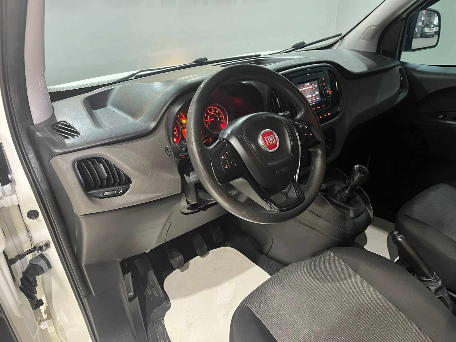 2021 Dizel Manuel Fiat Doblo Beyaz Gürel Tasarım Aksesuar Otomotiv San. Tic. Ltd. Şti.