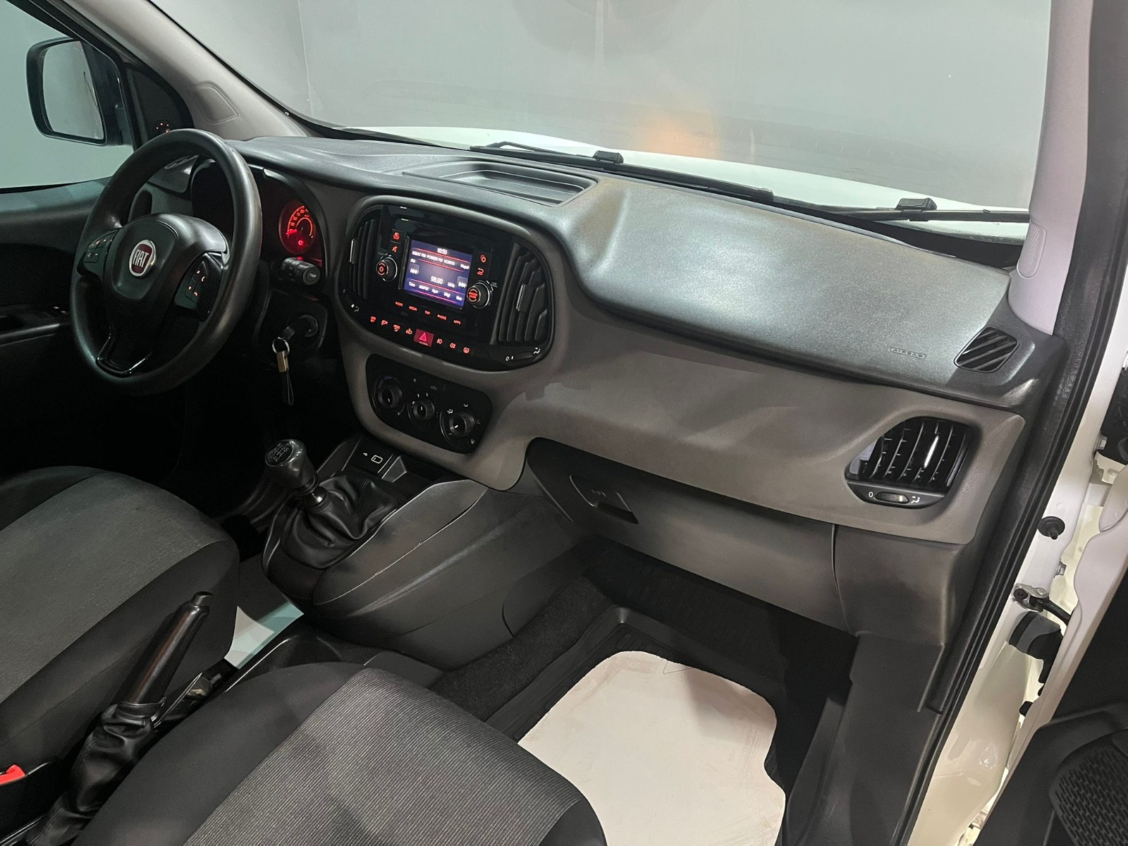 2021 Dizel Manuel Fiat Doblo Beyaz Gürel Tasarım Aksesuar Otomotiv San. Tic. Ltd. Şti.