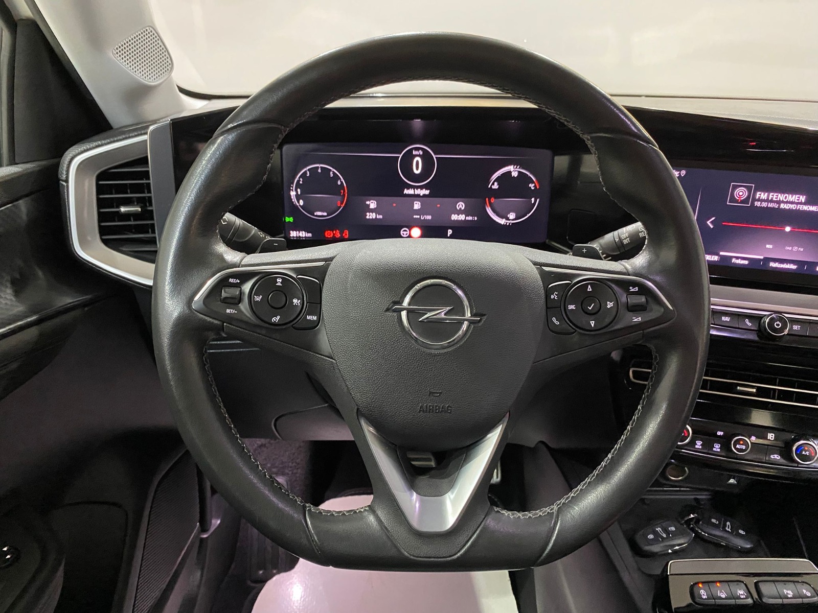 2021 Benzin Otomatik Opel Mokka Beyaz Gürel Tasarım Aksesuar Otomotiv San. Tic. Ltd. Şti.