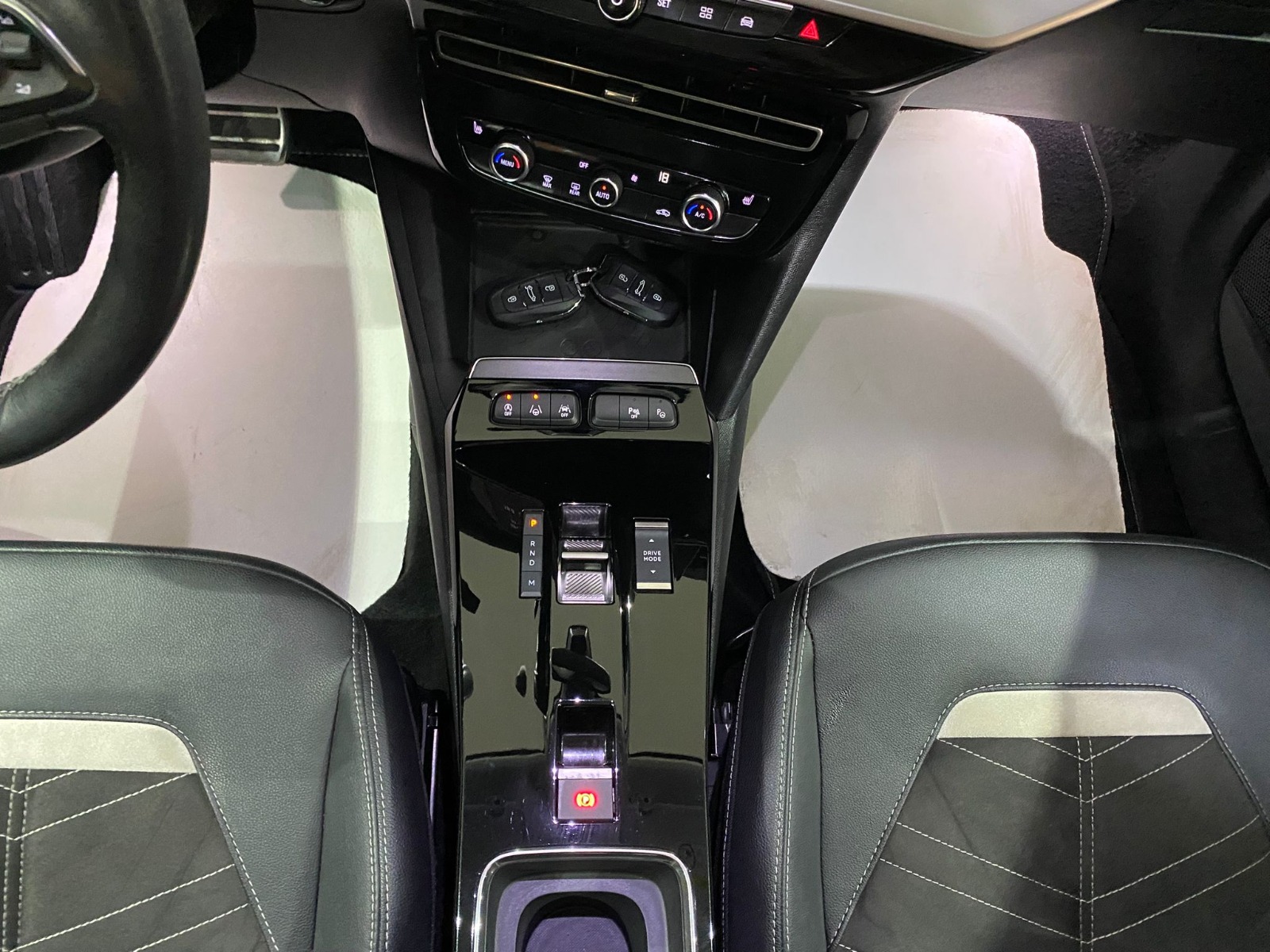 2021 Benzin Otomatik Opel Mokka Beyaz Gürel Tasarım Aksesuar Otomotiv San. Tic. Ltd. Şti.
