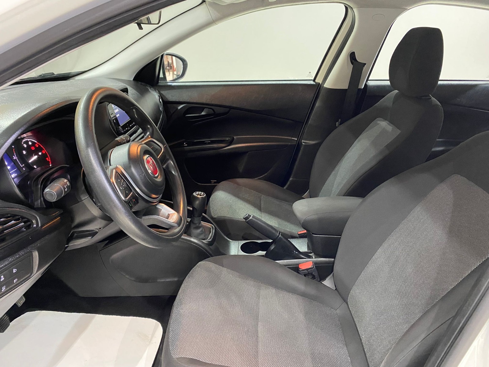2023 Dizel Manuel Fiat Egea Beyaz Gürel Tasarım Aksesuar Otomotiv San. Tic. Ltd. Şti.