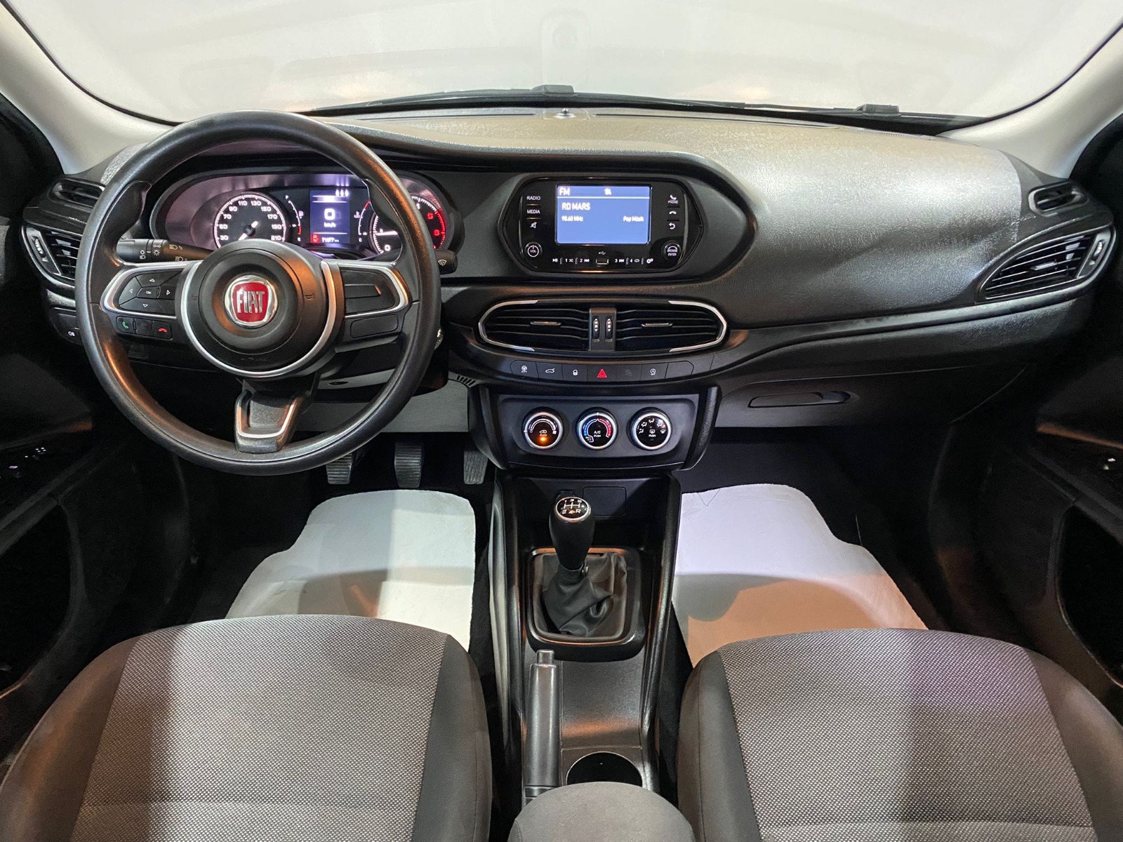 2023 Dizel Manuel Fiat Egea Beyaz Gürel Tasarım Aksesuar Otomotiv San. Tic. Ltd. Şti.
