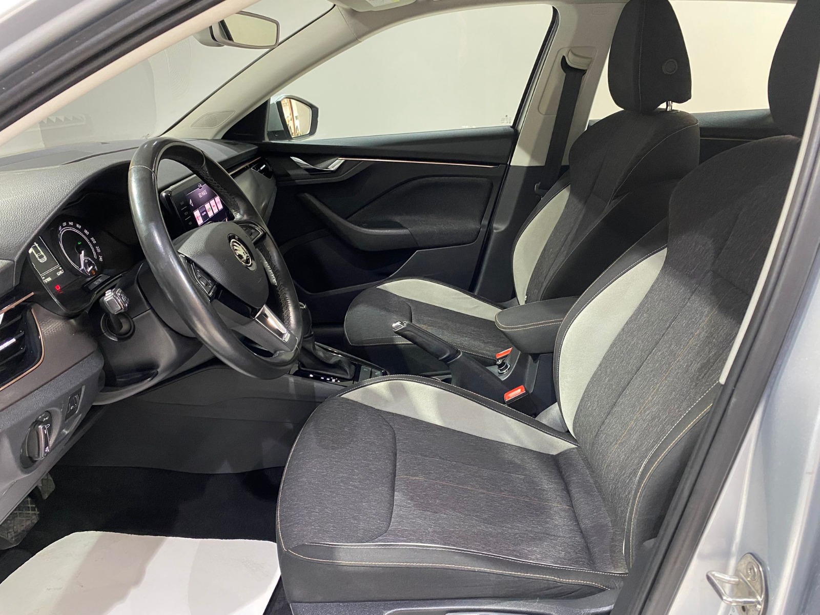 2020 Dizel Otomatik Skoda Scala Gümüş Gri Gürel Tasarım Aksesuar Otomotiv San. Tic. Ltd. Şti.