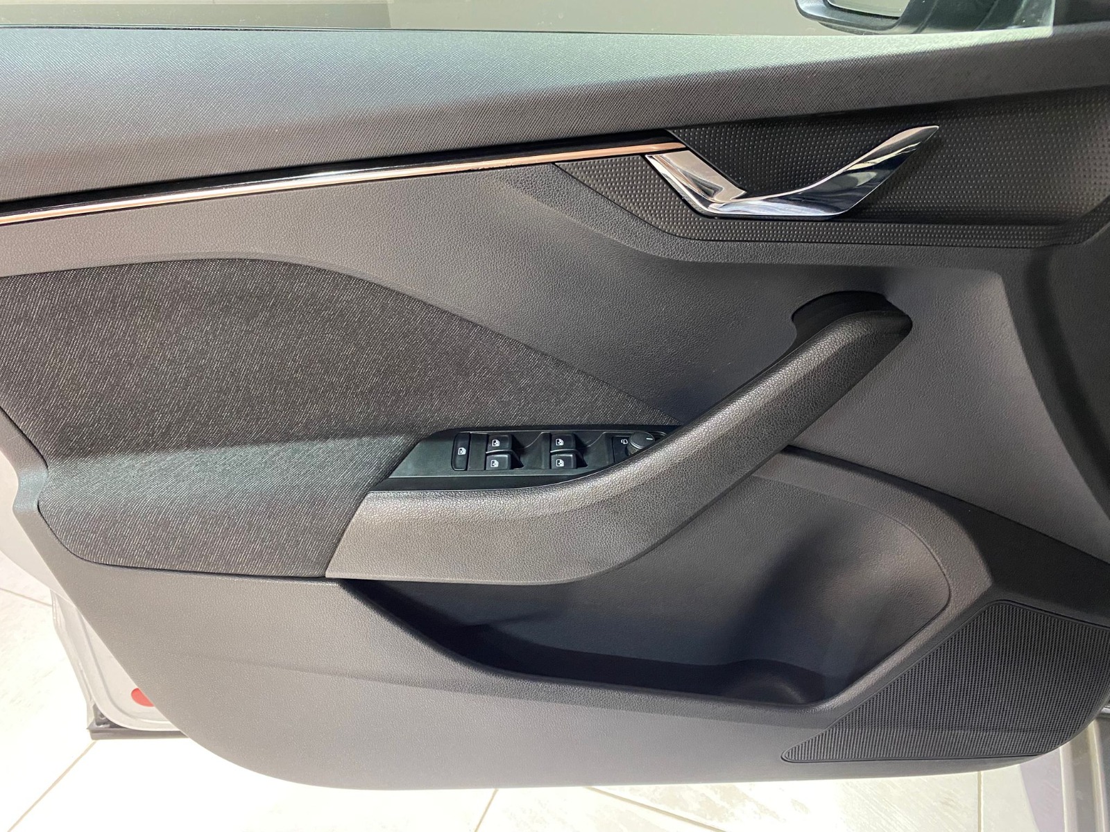 2020 Dizel Otomatik Skoda Scala Gümüş Gri Gürel Tasarım Aksesuar Otomotiv San. Tic. Ltd. Şti.