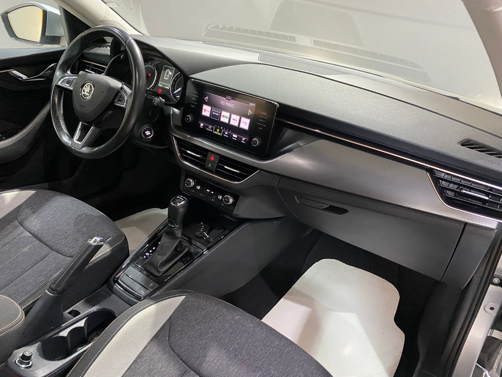 2020 Dizel Otomatik Skoda Scala Gümüş Gri Gürel Tasarım Aksesuar Otomotiv San. Tic. Ltd. Şti.