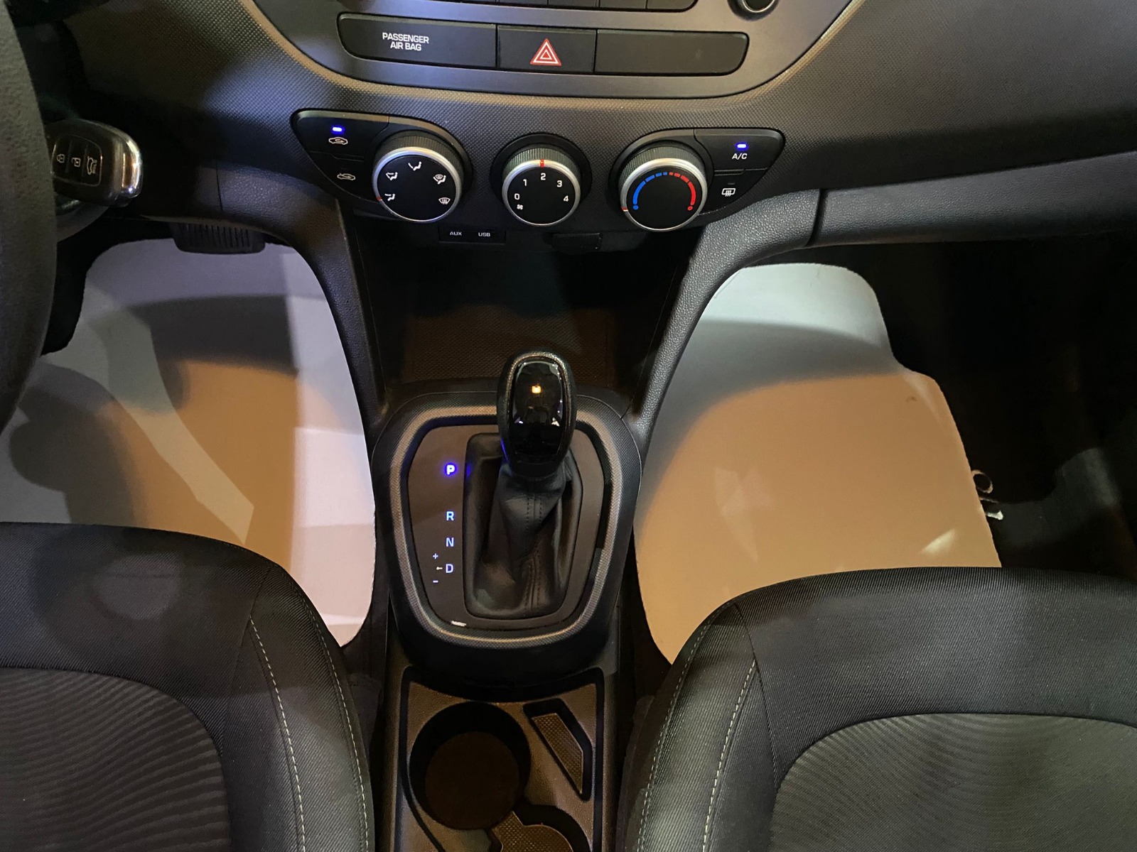 2017 Benzin Otomatik Hyundai i10 Beyaz Gürel Tasarım Aksesuar Otomotiv San. Tic. Ltd. Şti.