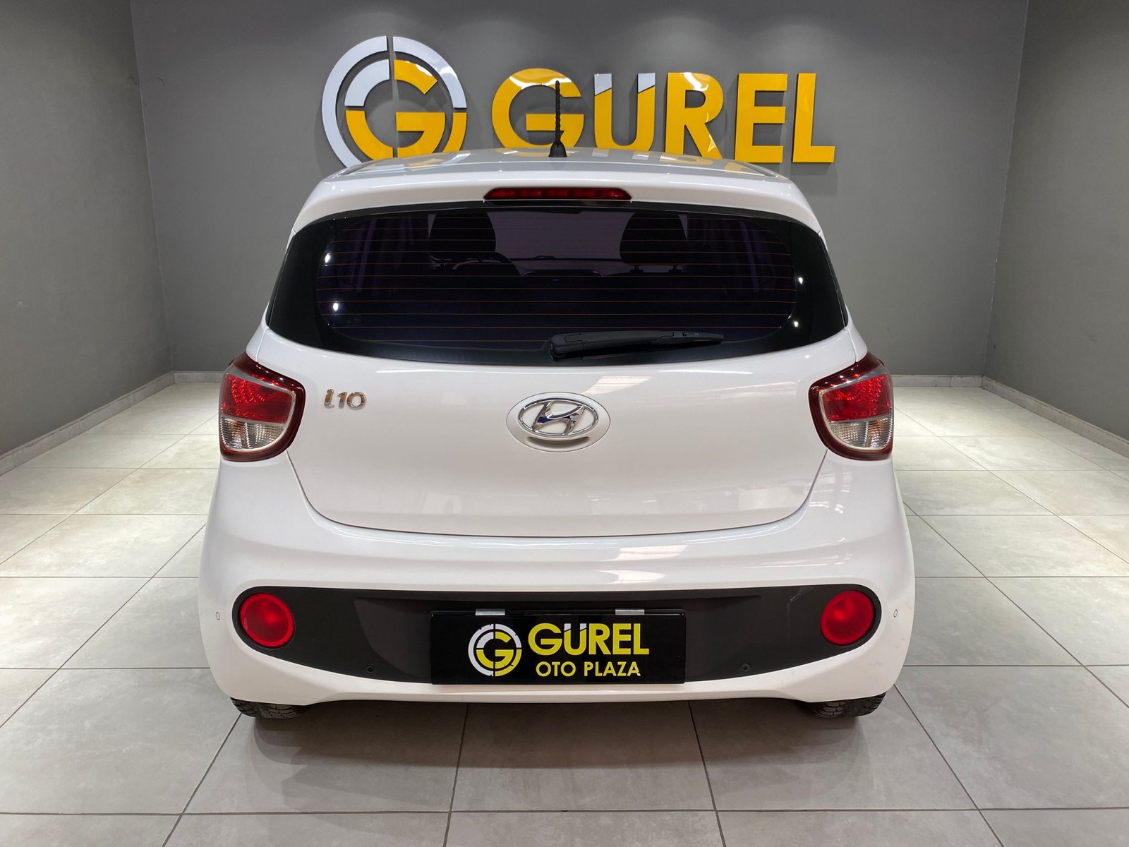 2017 Benzin Otomatik Hyundai i10 Beyaz Gürel Tasarım Aksesuar Otomotiv San. Tic. Ltd. Şti.