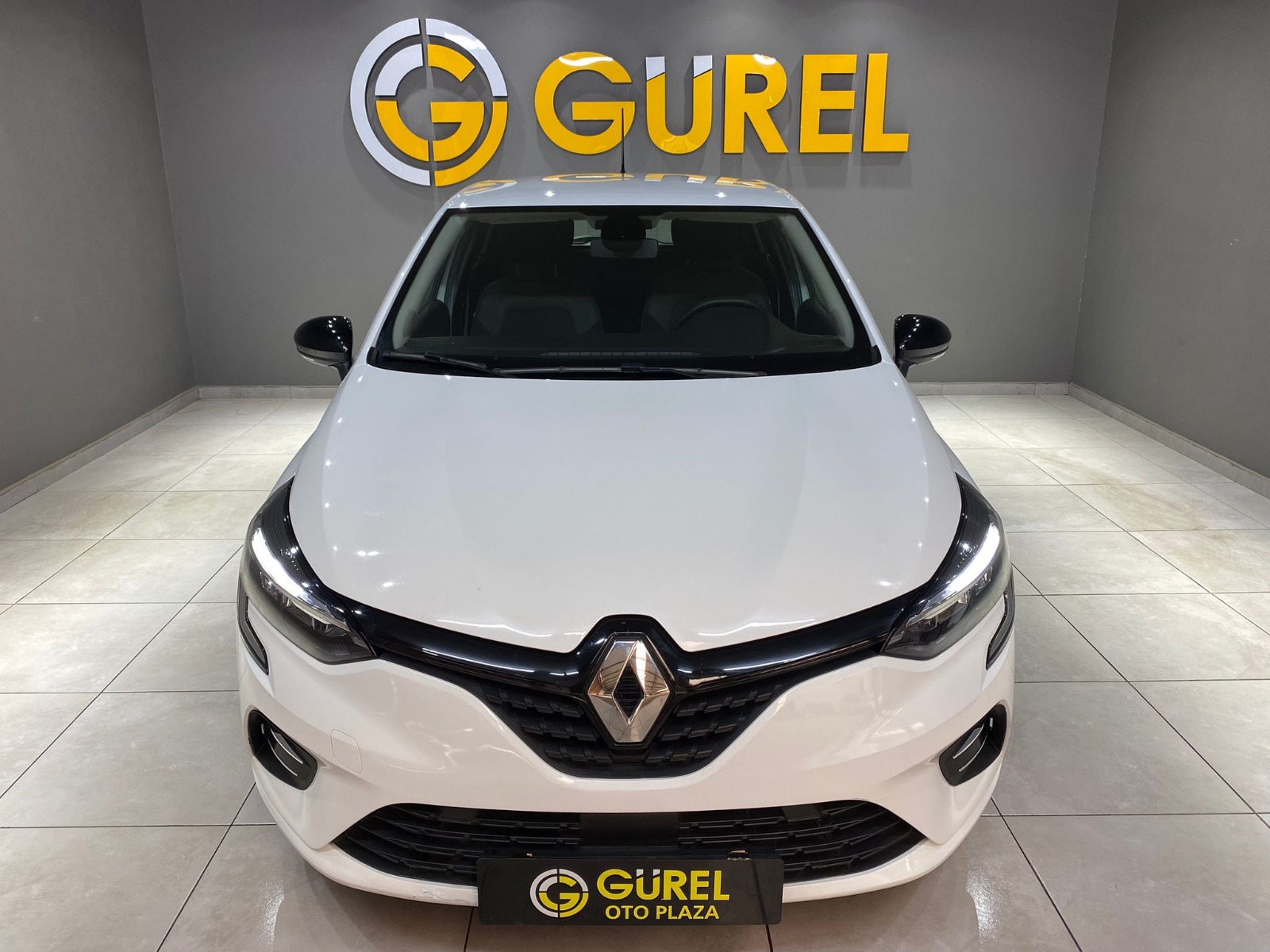 2023 Benzin Manuel Renault Clio Beyaz Gürel Tasarım Aksesuar Otomotiv San. Tic. Ltd. Şti.