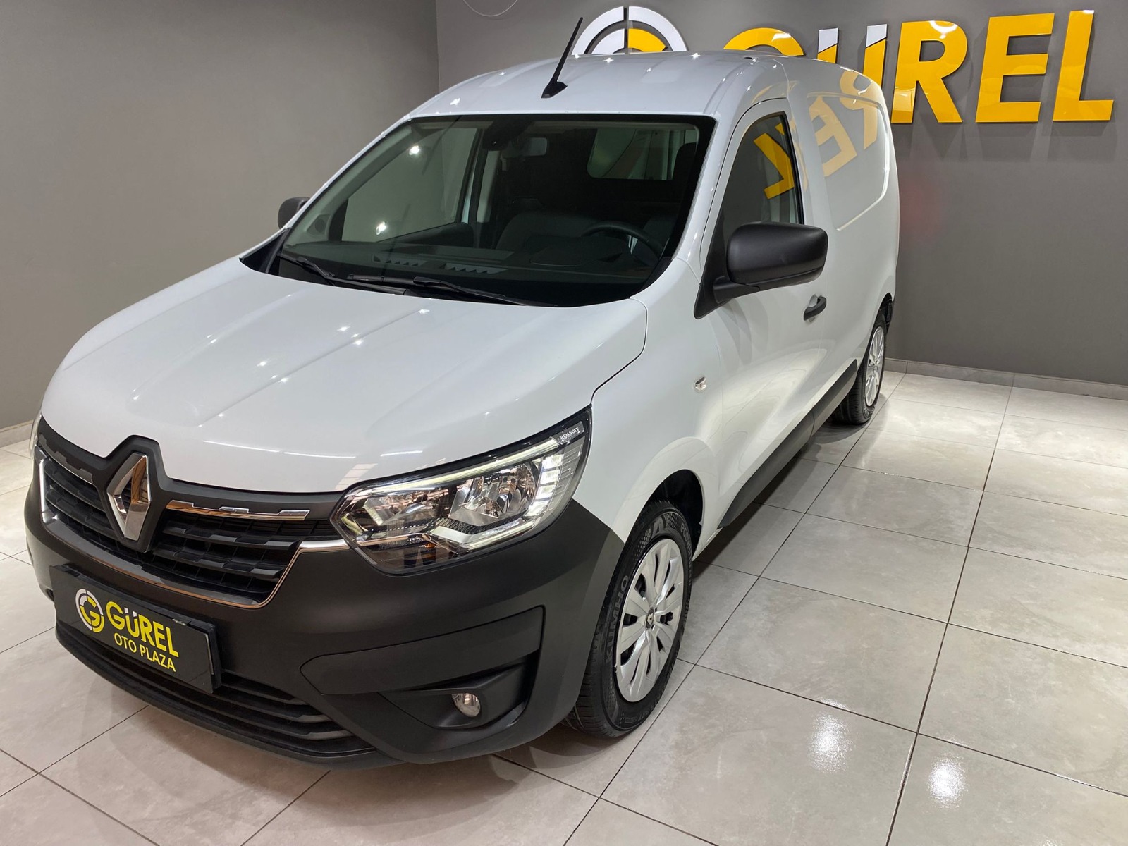 2023 Dizel Manuel Renault Express Beyaz Gürel Tasarım Aksesuar Otomotiv San. Tic. Ltd. Şti.
