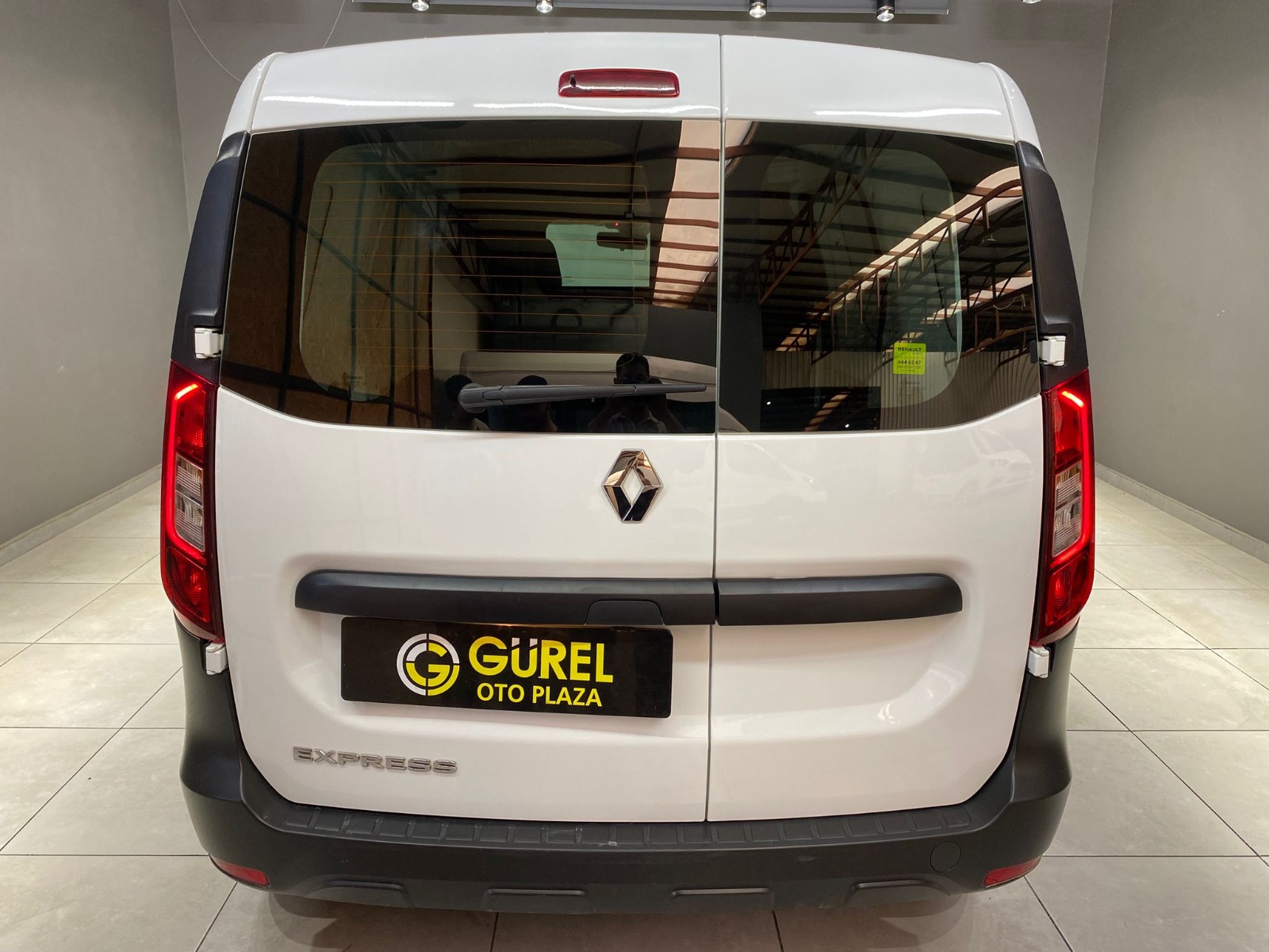 2023 Dizel Manuel Renault Express Beyaz Gürel Tasarım Aksesuar Otomotiv San. Tic. Ltd. Şti.