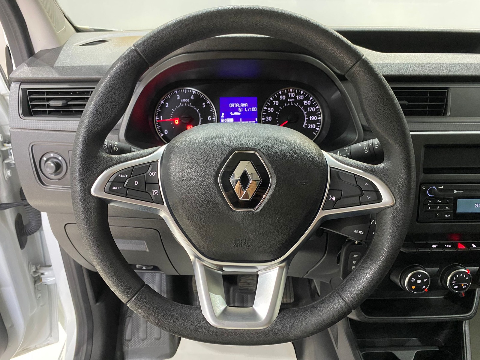 2023 Dizel Manuel Renault Express Beyaz Gürel Tasarım Aksesuar Otomotiv San. Tic. Ltd. Şti.