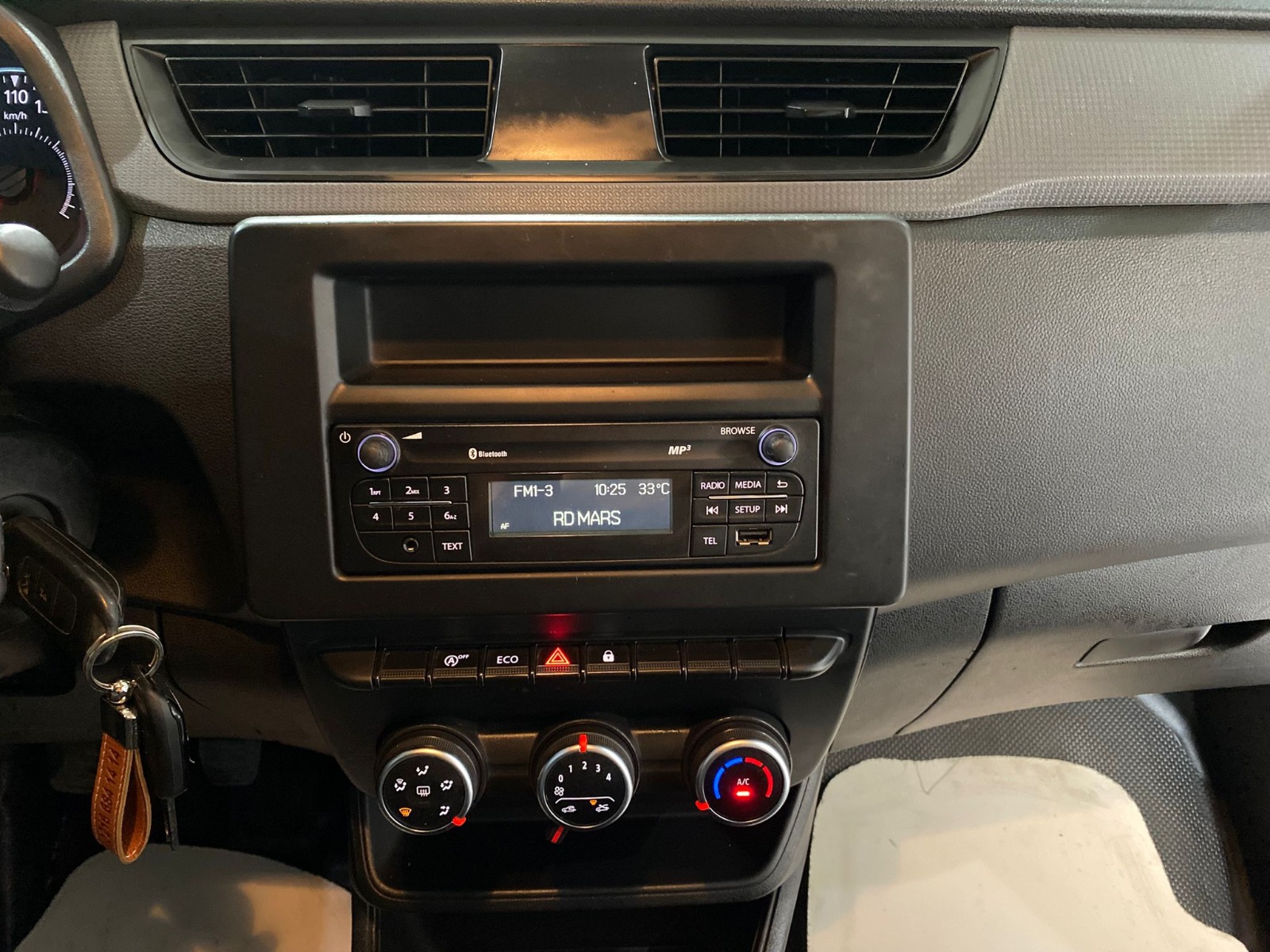 2022 Dizel Manuel Renault Express Beyaz Gürel Tasarım Aksesuar Otomotiv San. Tic. Ltd. Şti.