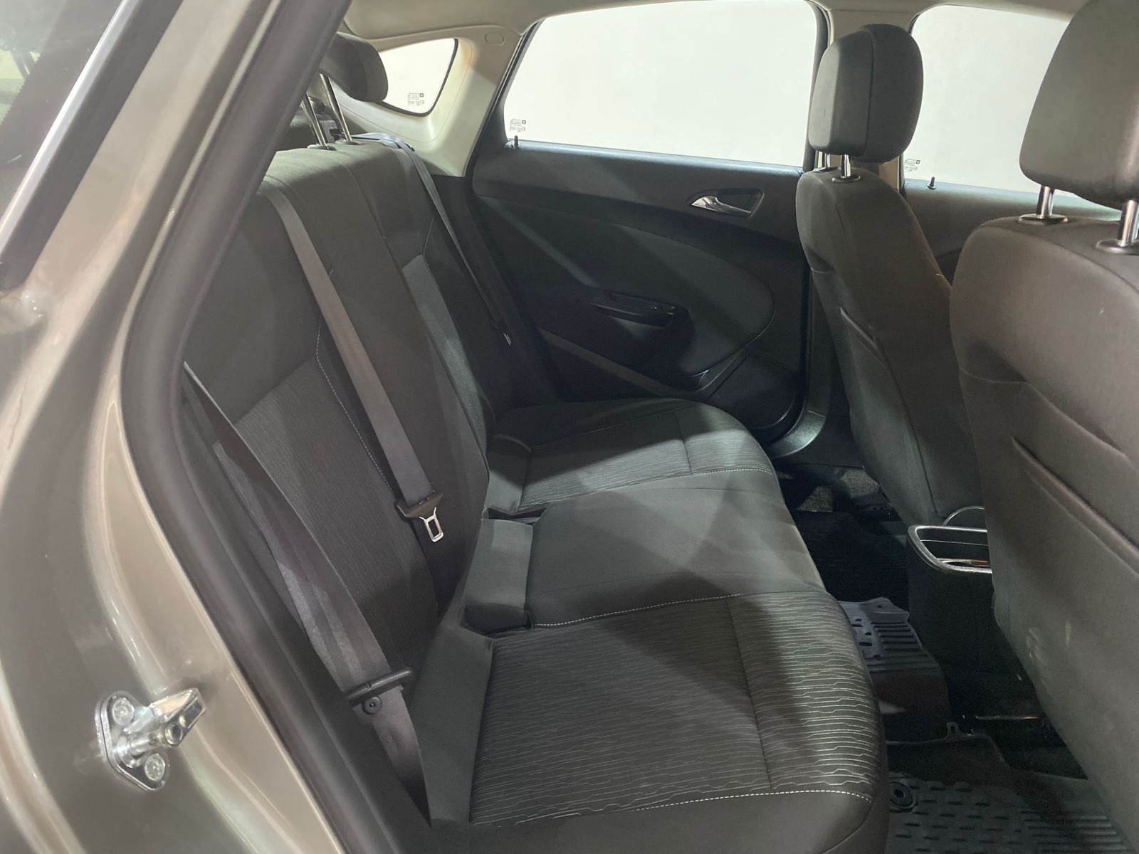 2015 Benzin Manuel Opel Astra Kahverengi Gürel Tasarım Aksesuar Otomotiv San. Tic. Ltd. Şti.