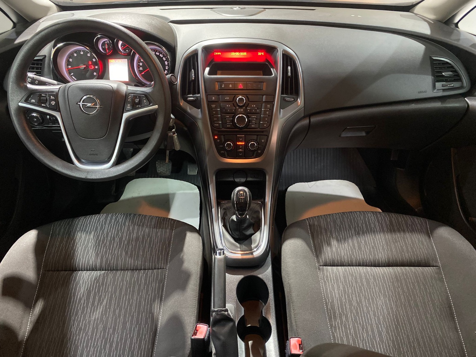2015 Benzin Manuel Opel Astra Kahverengi Gürel Tasarım Aksesuar Otomotiv San. Tic. Ltd. Şti.
