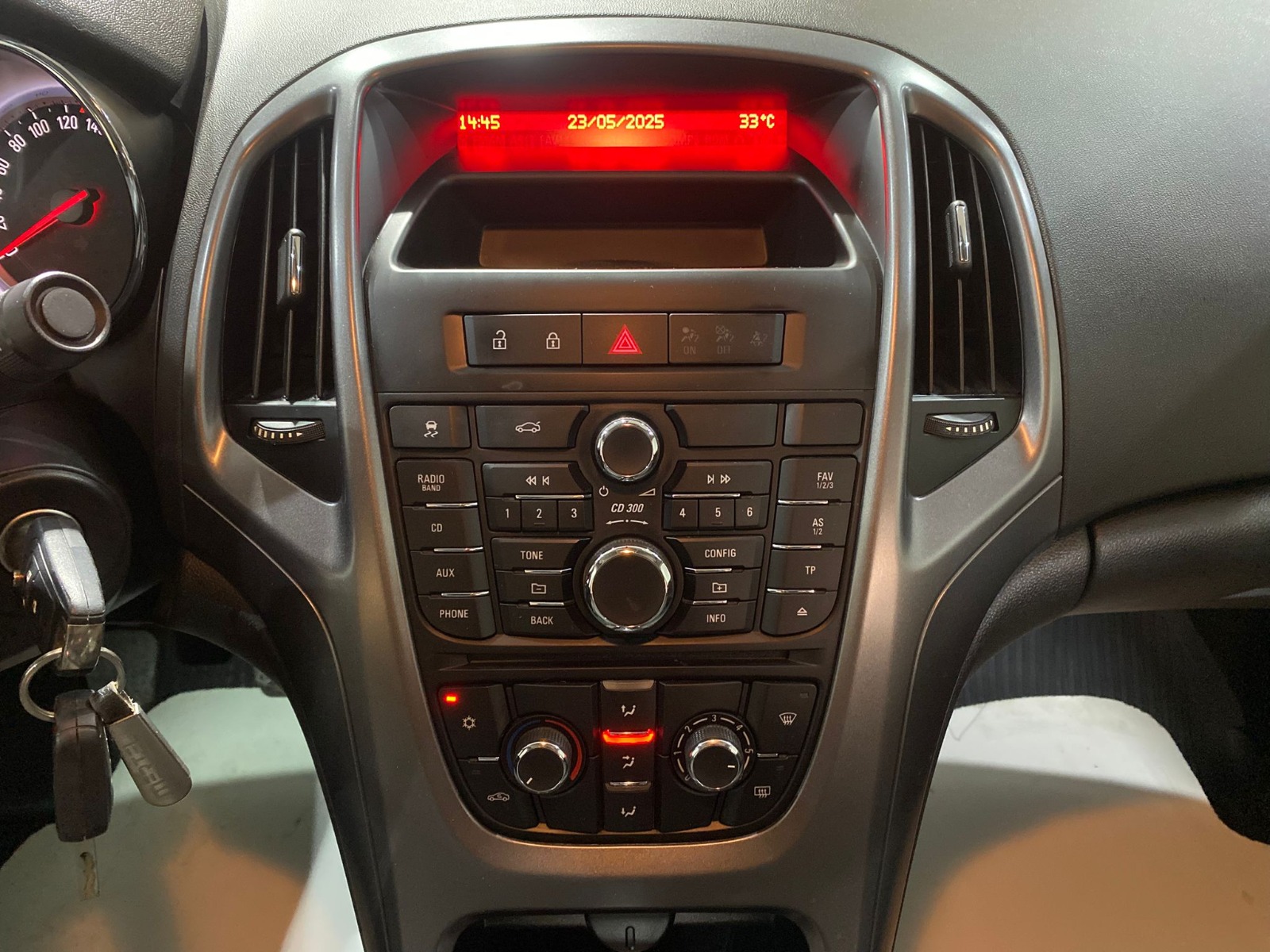 2015 Benzin Manuel Opel Astra Kahverengi Gürel Tasarım Aksesuar Otomotiv San. Tic. Ltd. Şti.