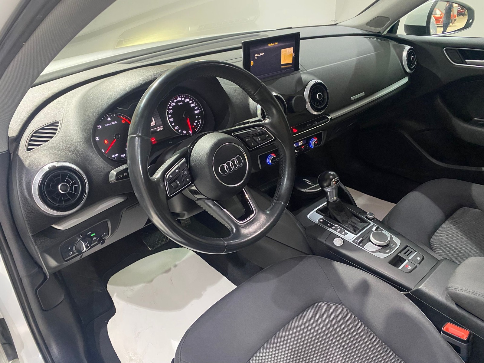 2017 Dizel Otomatik Audi A3 Beyaz Gürel Tasarım Aksesuar Otomotiv San. Tic. Ltd. Şti.