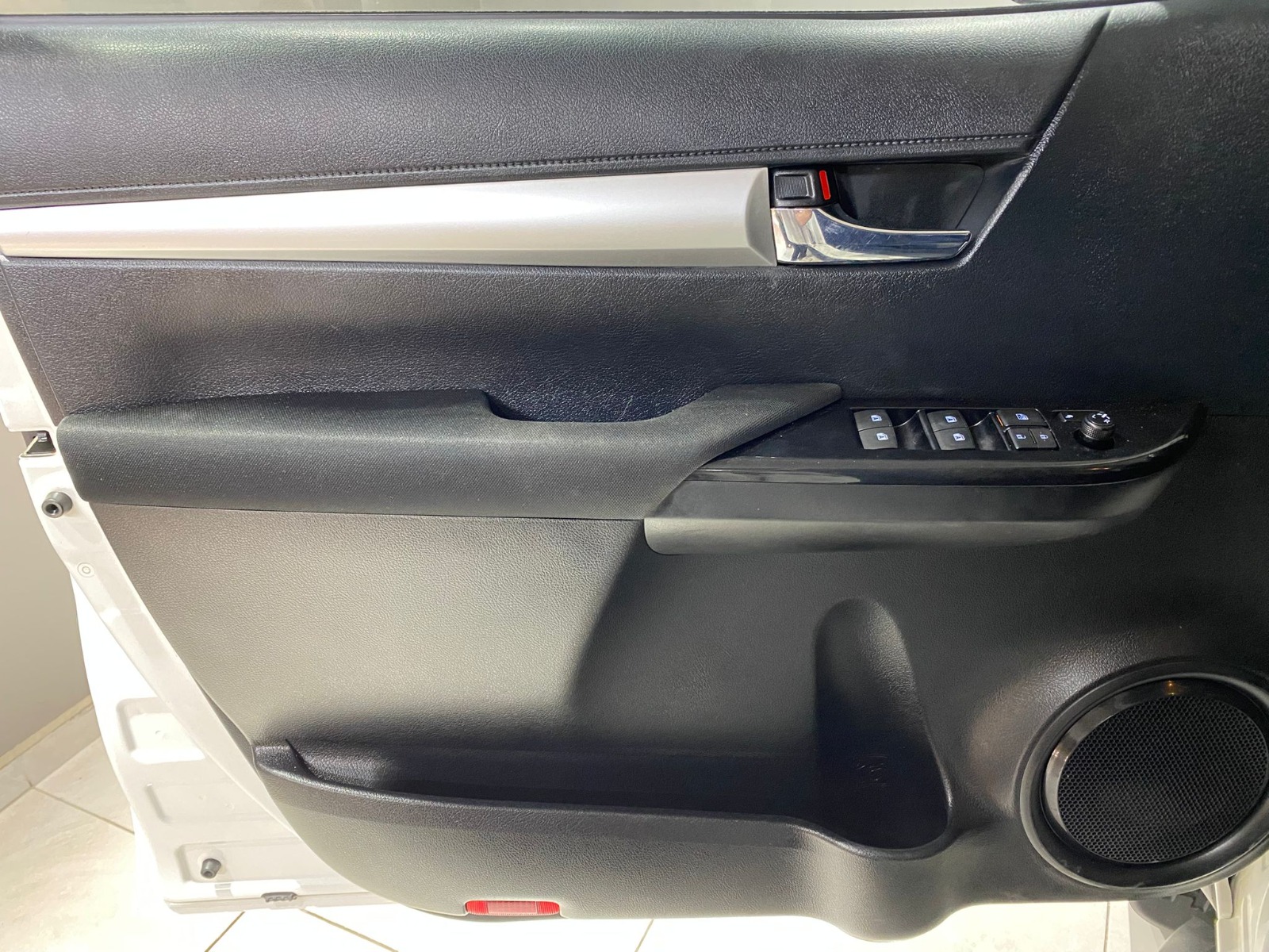 2022 Dizel Otomatik Toyota Hi-Lux Beyaz Gürel Tasarım Aksesuar Otomotiv San. Tic. Ltd. Şti.