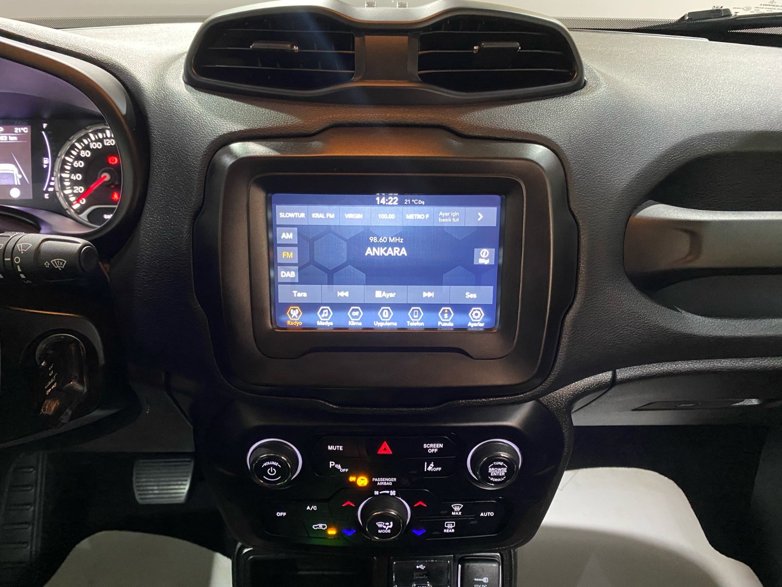 2023 MHEV Otomatik Jeep Renegade Gri Gürel Tasarım Aksesuar Otomotiv San. Tic. Ltd. Şti.