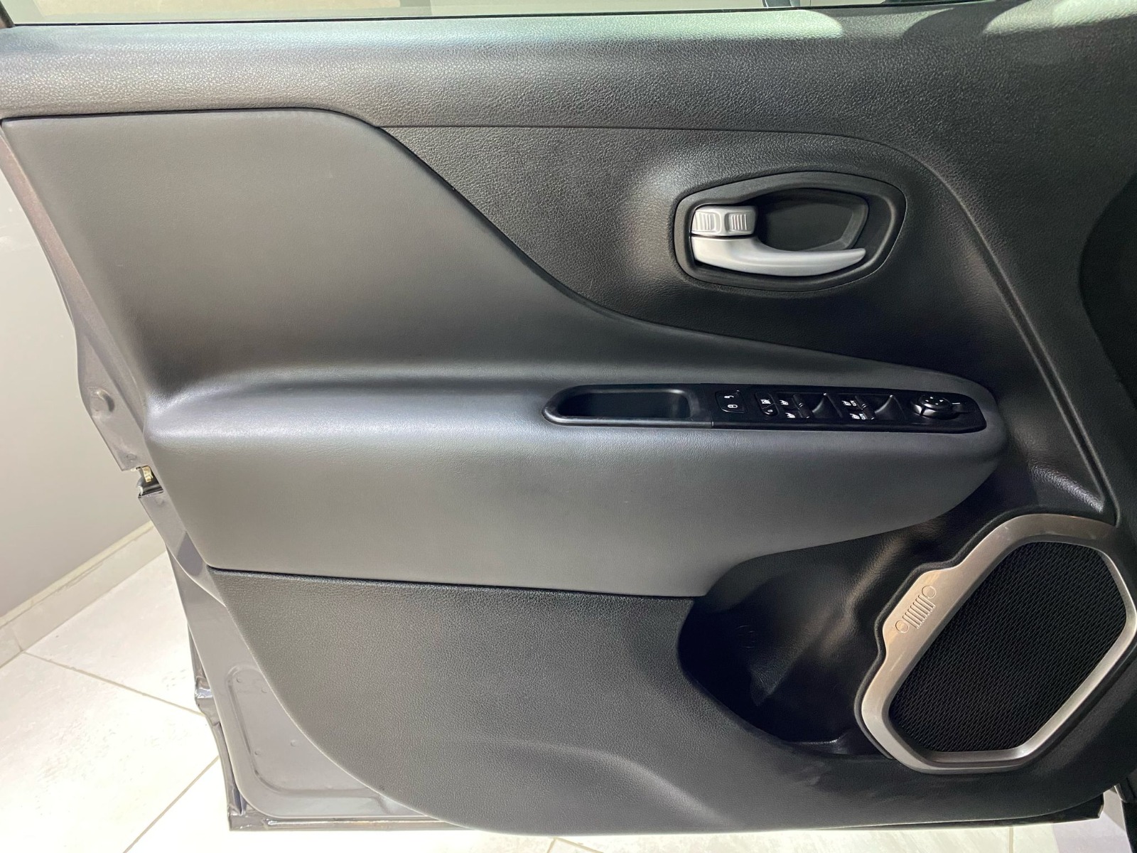 2023 MHEV Otomatik Jeep Renegade Gri Gürel Tasarım Aksesuar Otomotiv San. Tic. Ltd. Şti.