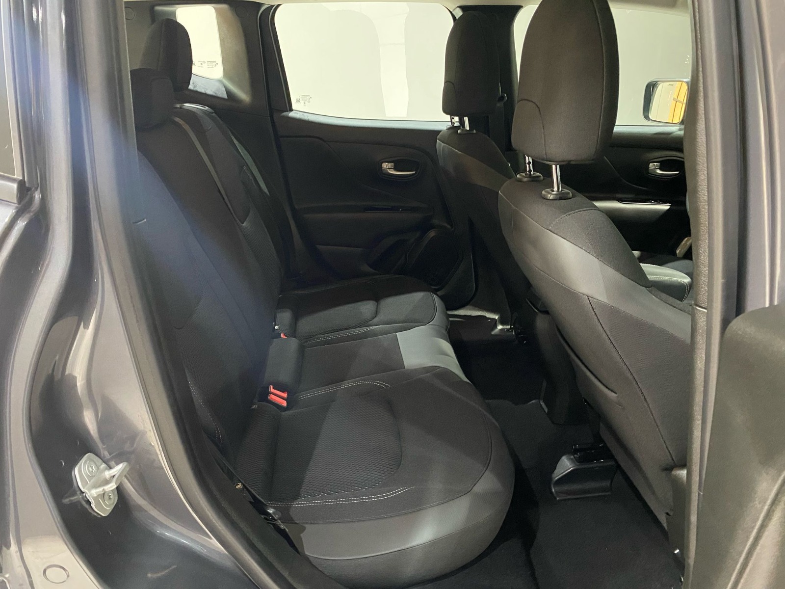 2023 MHEV Otomatik Jeep Renegade Gri Gürel Tasarım Aksesuar Otomotiv San. Tic. Ltd. Şti.