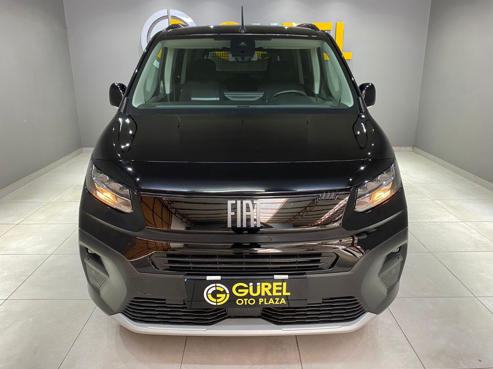 2025 Dizel Otomatik Fiat Doblo Combi Siyah Gürel Tasarım Aksesuar Otomotiv San. Tic. Ltd. Şti.