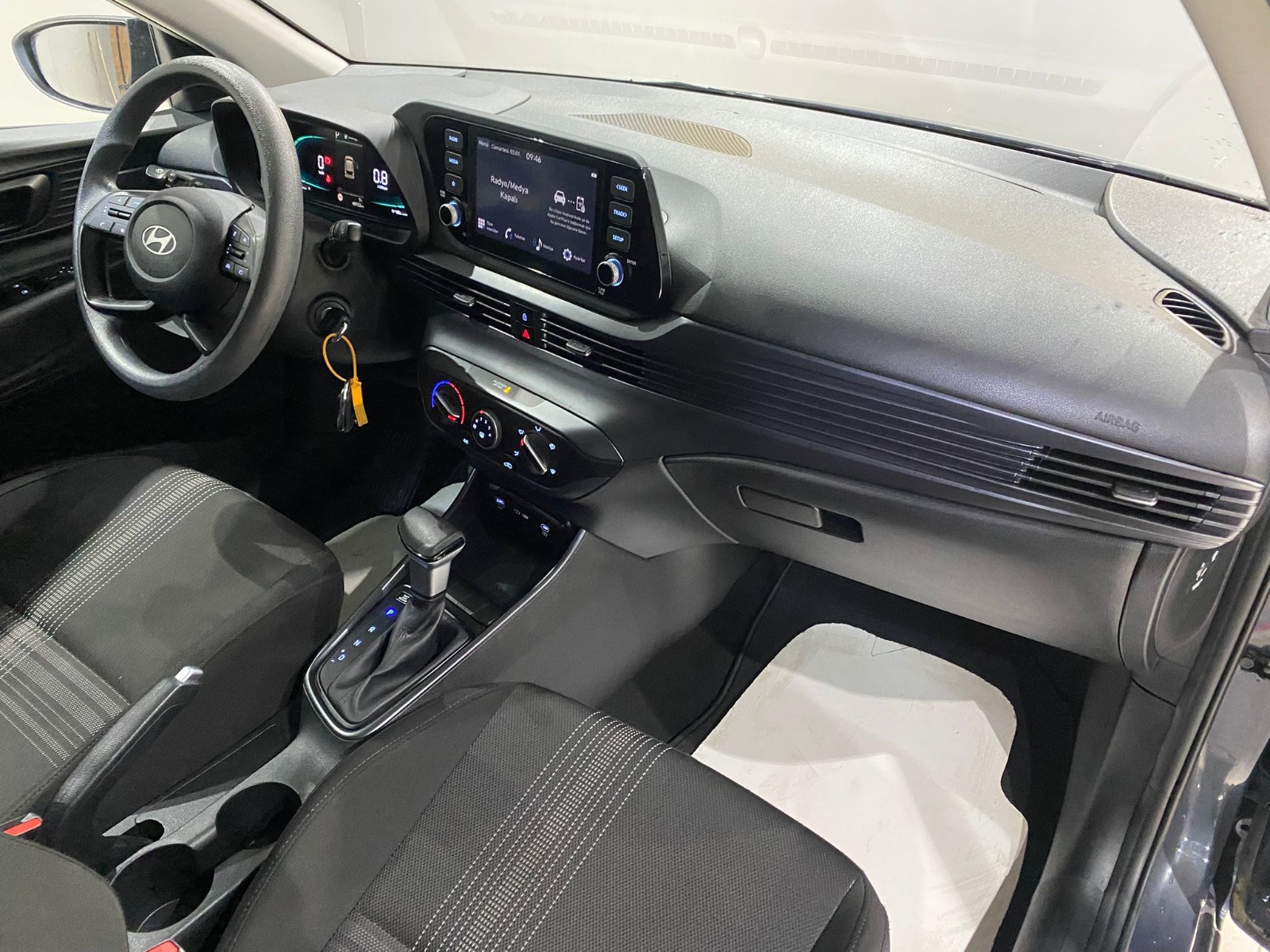 2023 Benzin Otomatik Hyundai i20 Gri Gürel Tasarım Aksesuar Otomotiv San. Tic. Ltd. Şti.