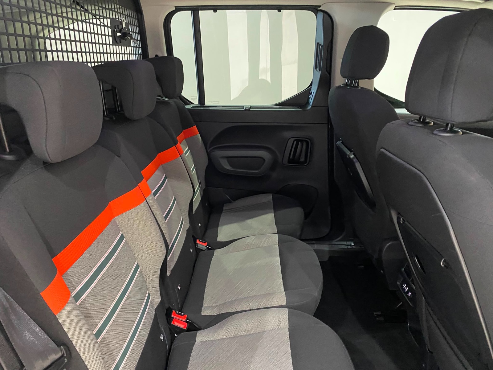 2023 Dizel Otomatik Citroen Berlingo Gri Gürel Tasarım Aksesuar Otomotiv San. Tic. Ltd. Şti.