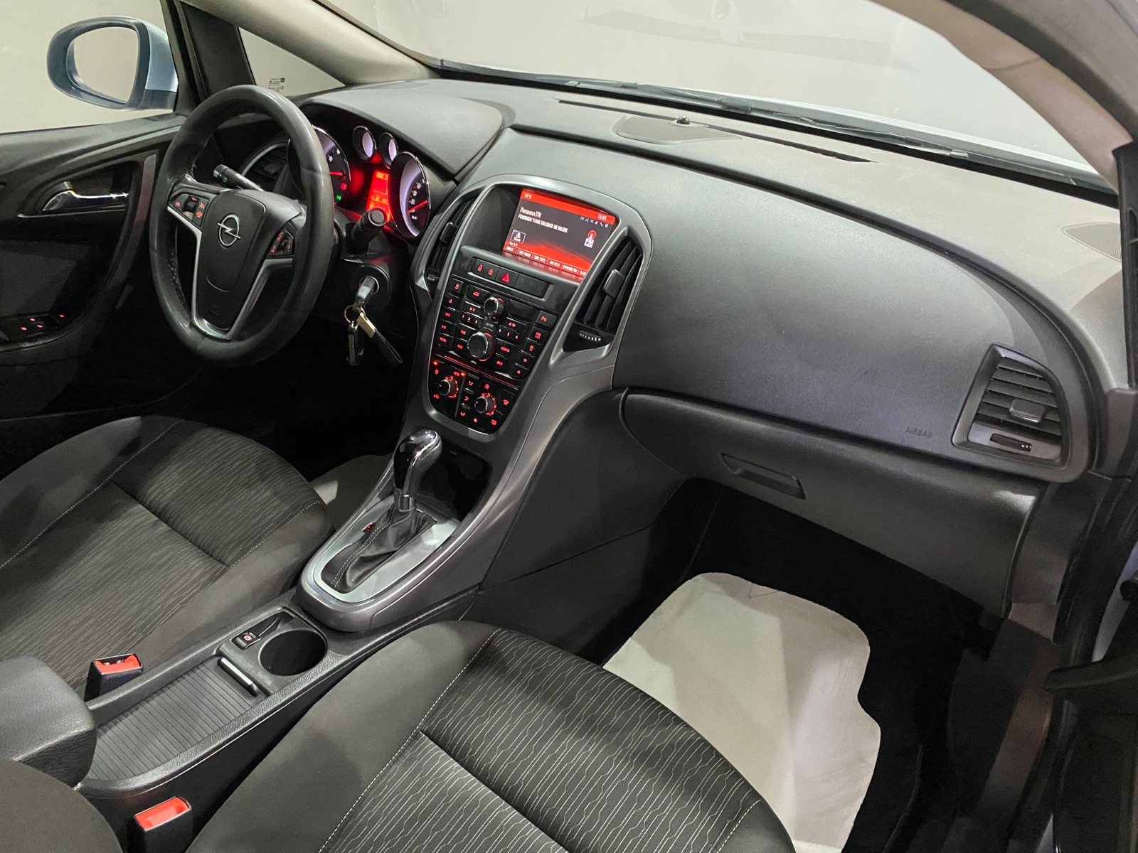 2020 Benzin Otomatik Opel Astra Gri Gürel Tasarım Aksesuar Otomotiv San. Tic. Ltd. Şti.