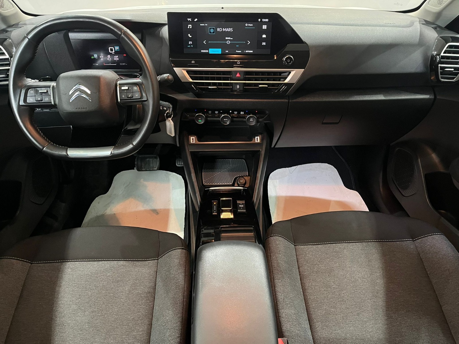 2023 Benzin Otomatik Citroen C4 X Beyaz Gürel Tasarım Aksesuar Otomotiv San. Tic. Ltd. Şti.