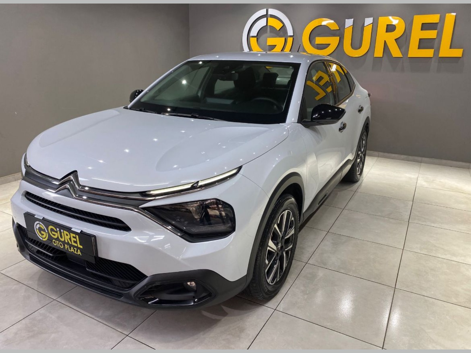 2023 Benzin Otomatik Citroen C4 X Beyaz Gürel Tasarım Aksesuar Otomotiv San. Tic. Ltd. Şti.