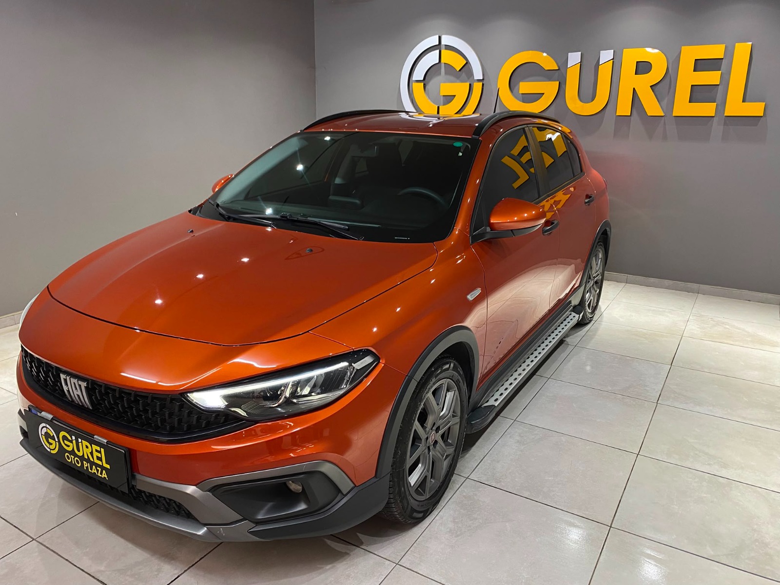 2022 Benzin Manuel Fiat Egea Cross Turuncu Gürel Tasarım Aksesuar Otomotiv San. Tic. Ltd. Şti.