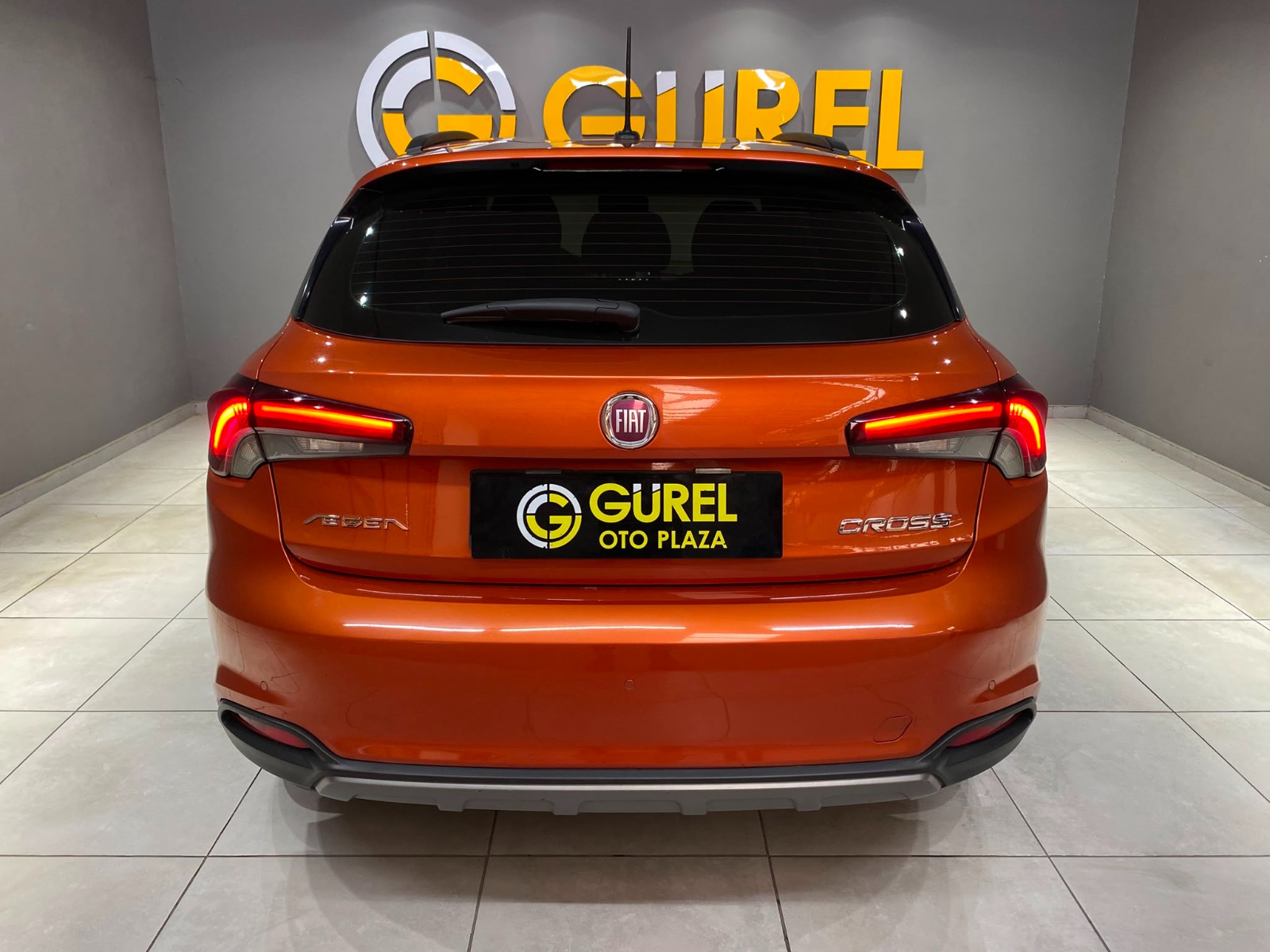 2022 Benzin Manuel Fiat Egea Cross Turuncu Gürel Tasarım Aksesuar Otomotiv San. Tic. Ltd. Şti.