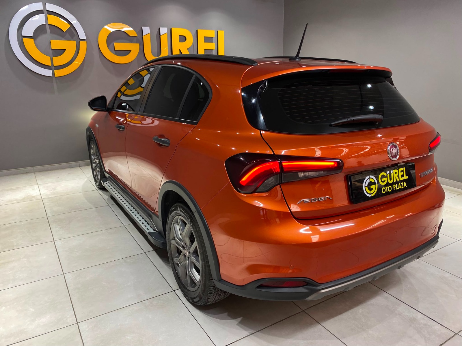 2022 Benzin Manuel Fiat Egea Cross Turuncu Gürel Tasarım Aksesuar Otomotiv San. Tic. Ltd. Şti.