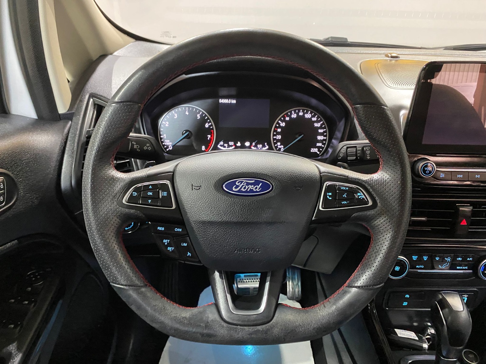 2018 Benzin Otomatik Ford EcoSport Beyaz Gürel Tasarım Aksesuar Otomotiv San. Tic. Ltd. Şti.