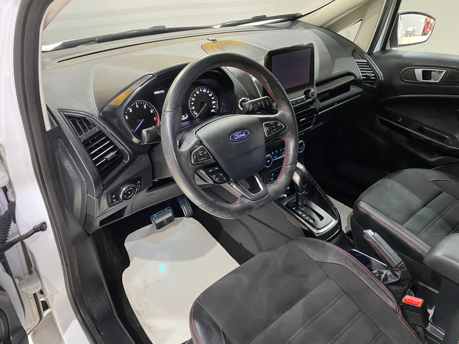 2018 Benzin Otomatik Ford EcoSport Beyaz Gürel Tasarım Aksesuar Otomotiv San. Tic. Ltd. Şti.