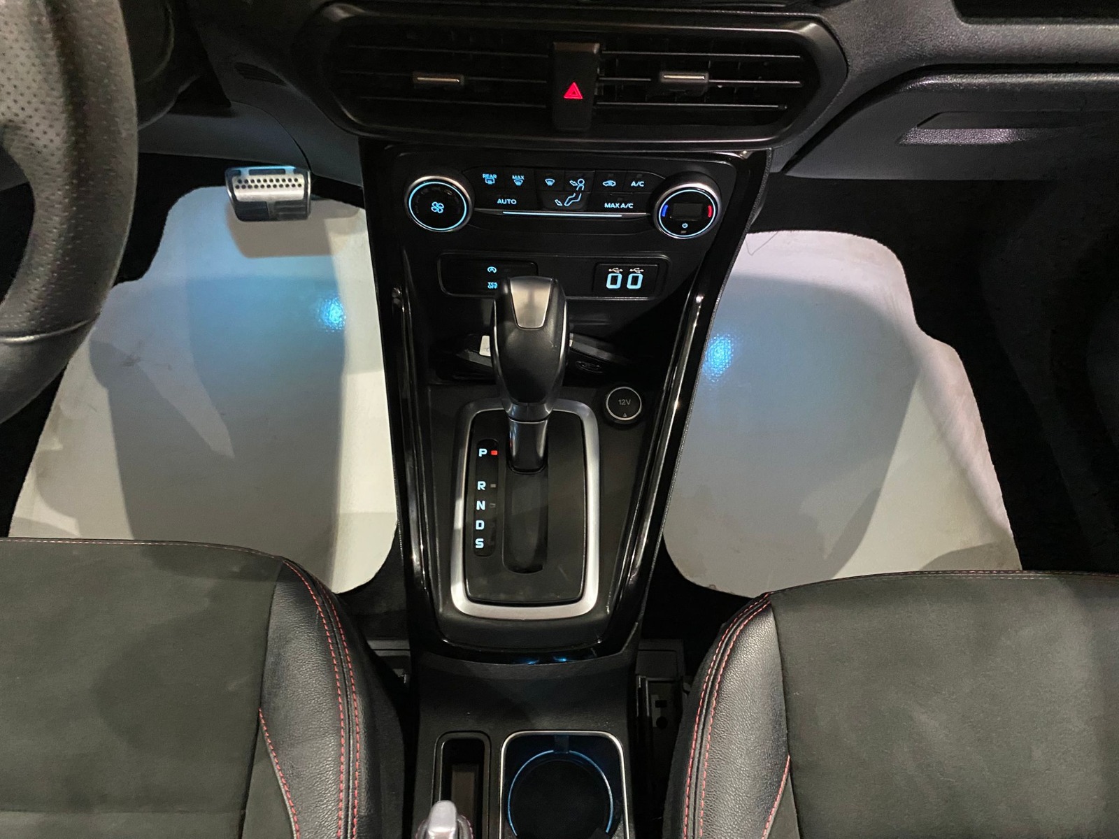 2018 Benzin Otomatik Ford EcoSport Beyaz Gürel Tasarım Aksesuar Otomotiv San. Tic. Ltd. Şti.