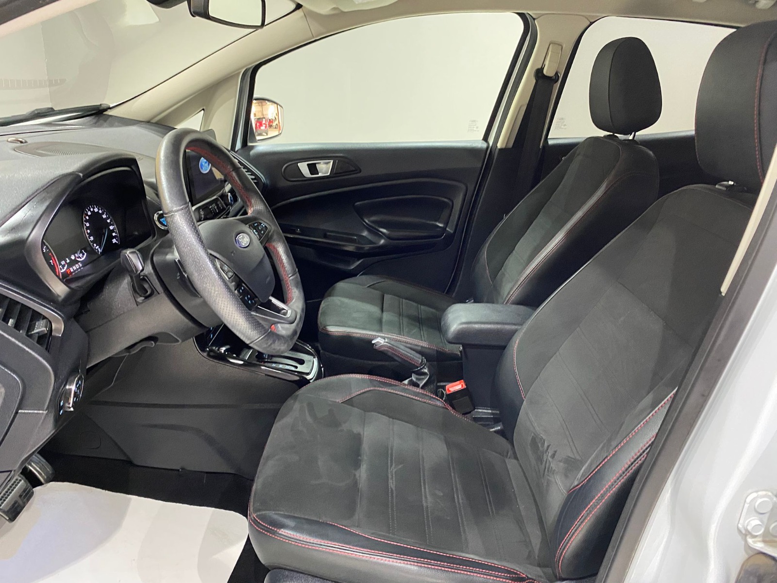 2018 Benzin Otomatik Ford EcoSport Beyaz Gürel Tasarım Aksesuar Otomotiv San. Tic. Ltd. Şti.