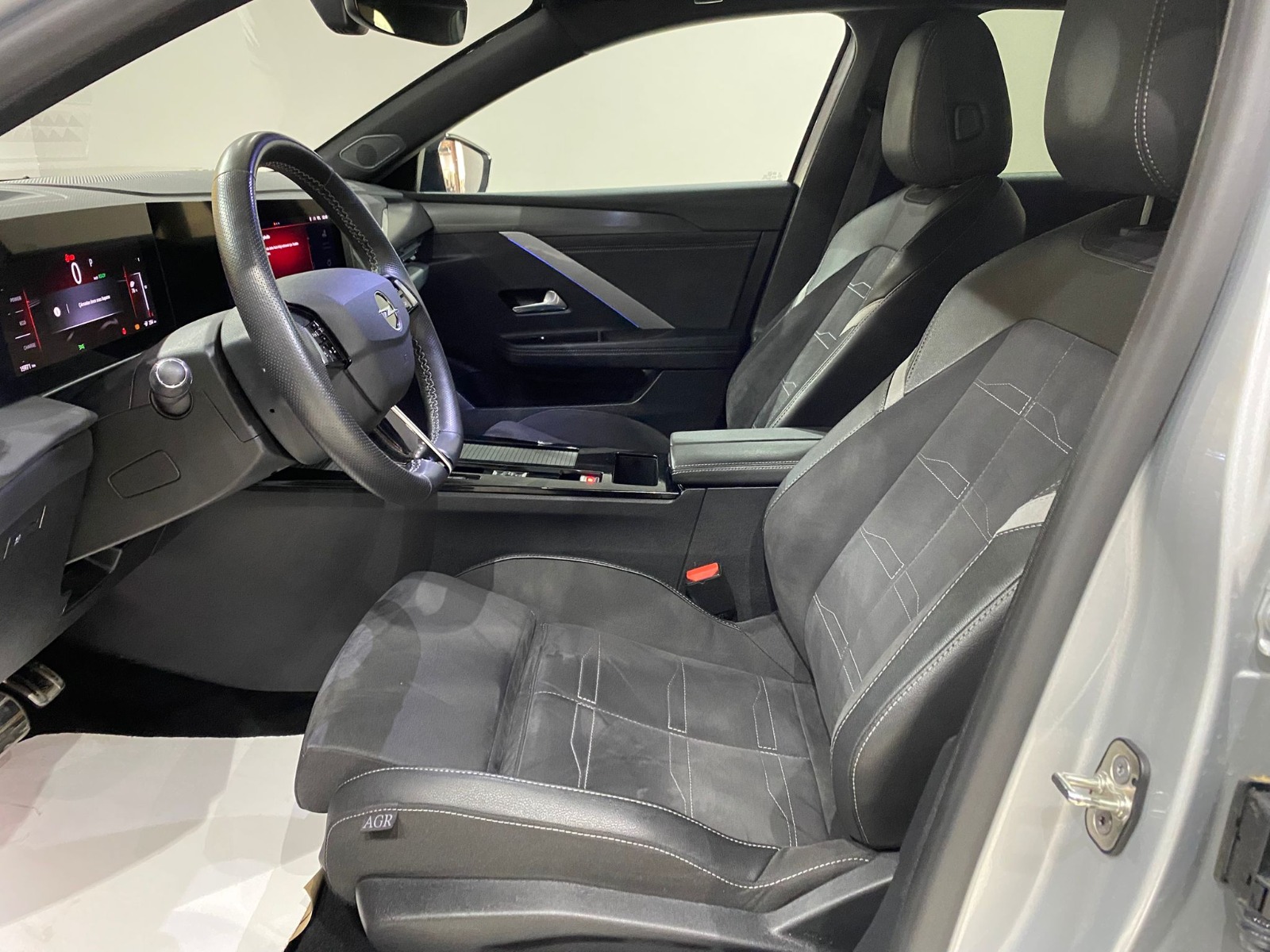 2024 Elektrik Otomatik Opel Astra-e Gümüş Gri Gürel Tasarım Aksesuar Otomotiv San. Tic. Ltd. Şti.