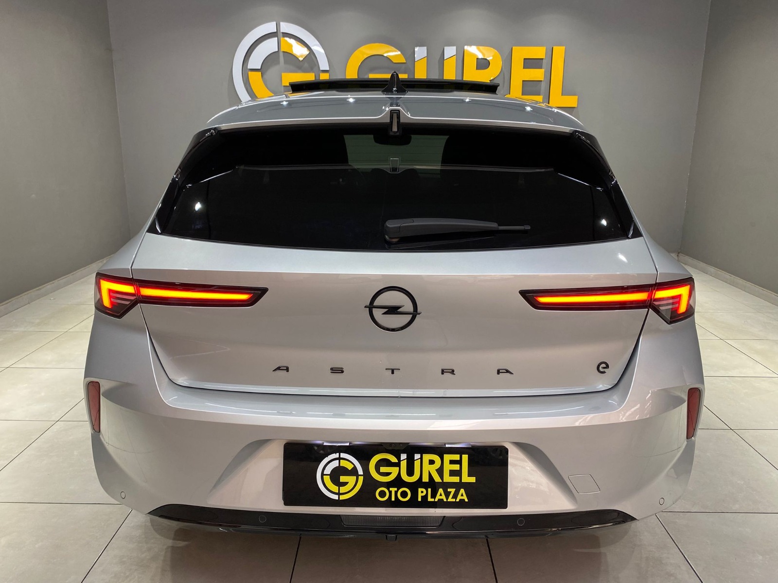 2024 Elektrik Otomatik Opel Astra-e Gümüş Gri Gürel Tasarım Aksesuar Otomotiv San. Tic. Ltd. Şti.