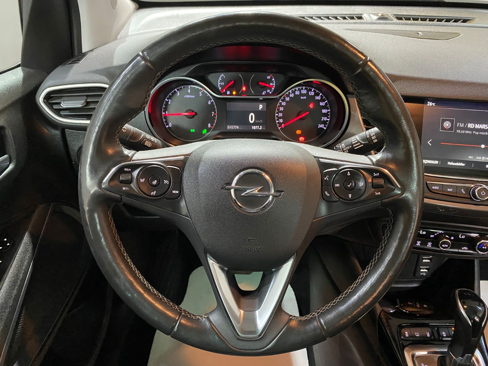 2023 Benzin Otomatik Opel Crossland Siyah Gürel Tasarım Aksesuar Otomotiv San. Tic. Ltd. Şti.