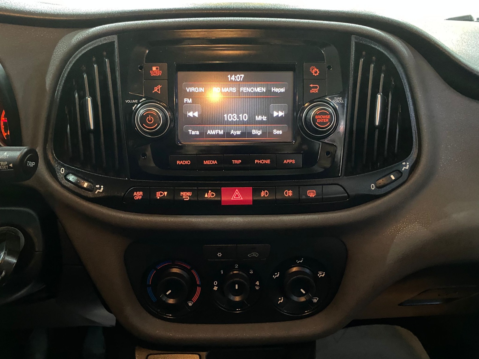 2022 Dizel Manuel Fiat Doblo Beyaz Gürel Tasarım Aksesuar Otomotiv San. Tic. Ltd. Şti.